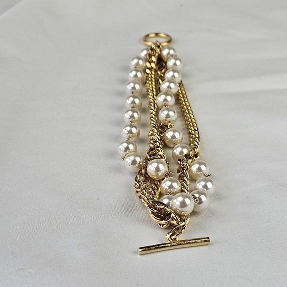 Chunky Gold Tone Faux Pearl Multilayer Bracelet with Toggle Clasp - Picture 6 of 7